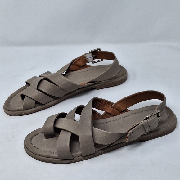 Frye Black Tait Softy Criss-Cross Strappy | Mercari Frye Tait Softy Criss Cross Grey Strappy Slingback Sandal